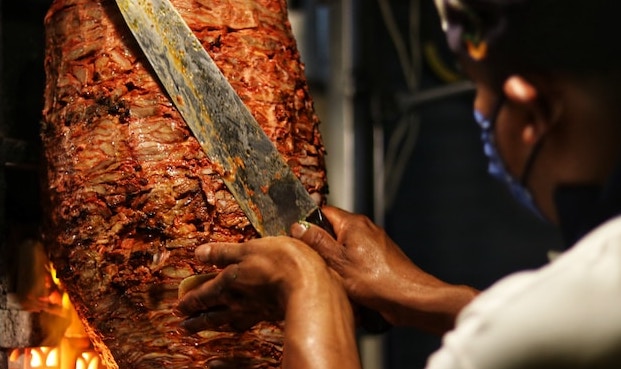 Dönerladen eröffnen: Kebab verkaufen und Gäste begeistern